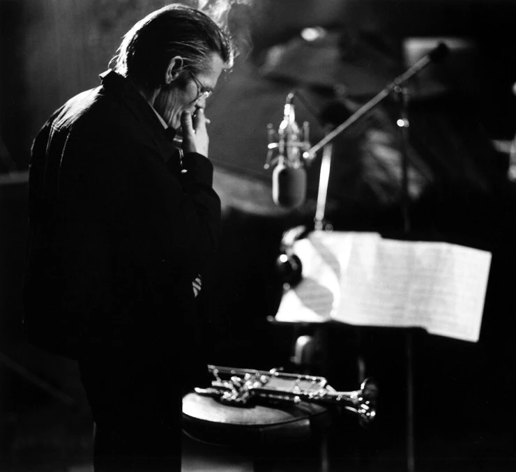 Давайте потеряемся (1988) через торрент скачать Давайте потеряемся (1988) фильм через торрент скачать