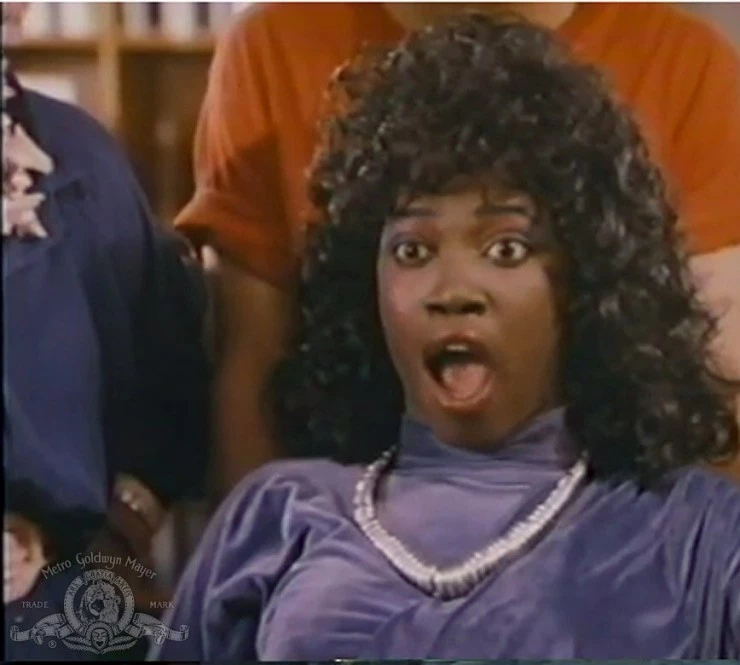 Он моя девочка (1987) через торрент бесплатно Он моя девочка (1987) фильм через торрент бесплатно