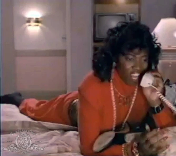 Он моя девочка (1987) в хорошем качестве через торрент Он моя девочка (1987) фильм в хорошем качестве через торрент