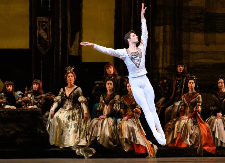 Лебединое озеро (2020) в хорошем качестве через торрент Лебединое озеро (2020) фильм в хорошем качестве через торрент