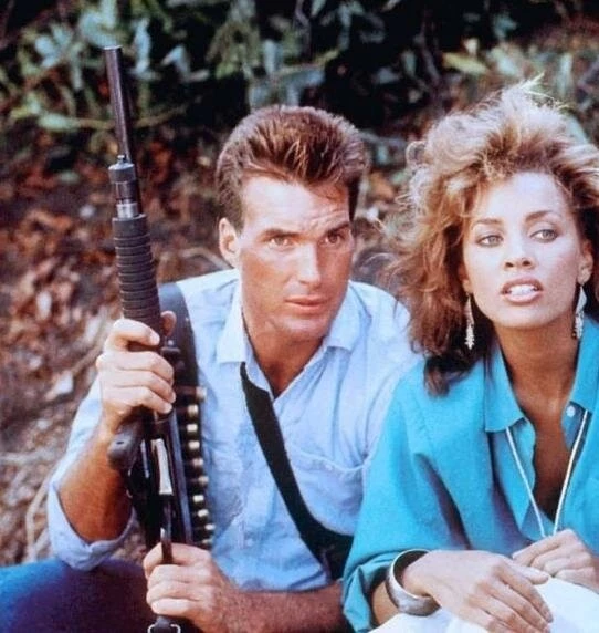 Под дулом пистолета (1988) через торрент бесплатно Под дулом пистолета (1988) фильм через торрент бесплатно