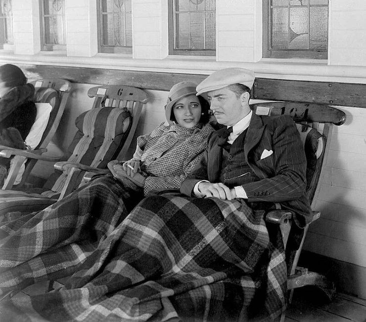 Путешествие в одну сторону (1932) через торрент скачать Путешествие в одну сторону (1932) фильм через торрент скачать