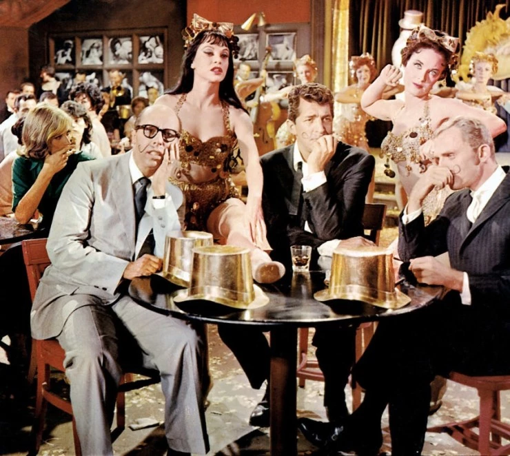 Колокола звонят (1960) через торрент скачать Колокола звонят (1960) фильм через торрент скачать