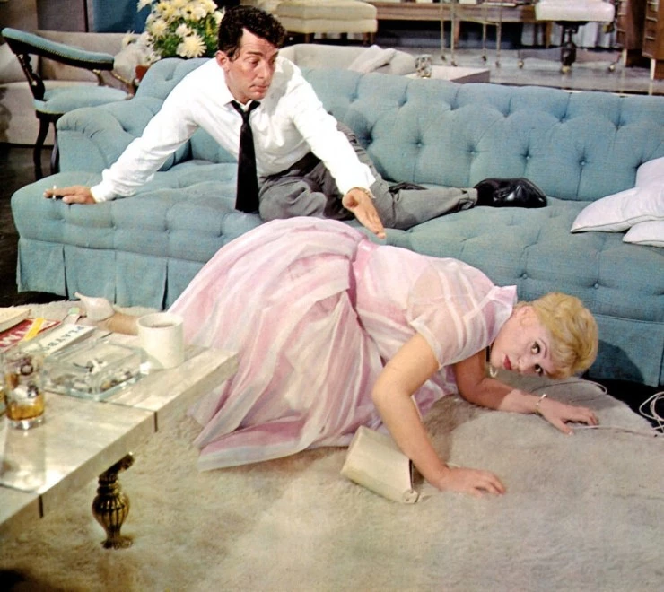 Колокола звонят (1960) в хорошем качестве через торрент Колокола звонят (1960) фильм в хорошем качестве через торрент