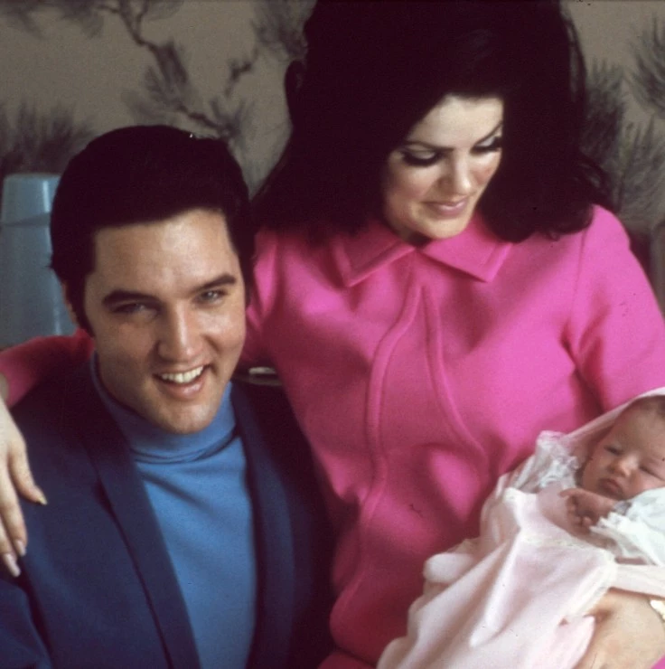 Тёмная сторона Элвиса (2023) через торрент бесплатно Тёмная сторона Элвиса (2023) фильм через торрент бесплатно