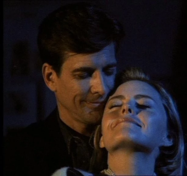 Голубой торнадо (1991) через торрент скачать Голубой торнадо (1991) фильм через торрент скачать