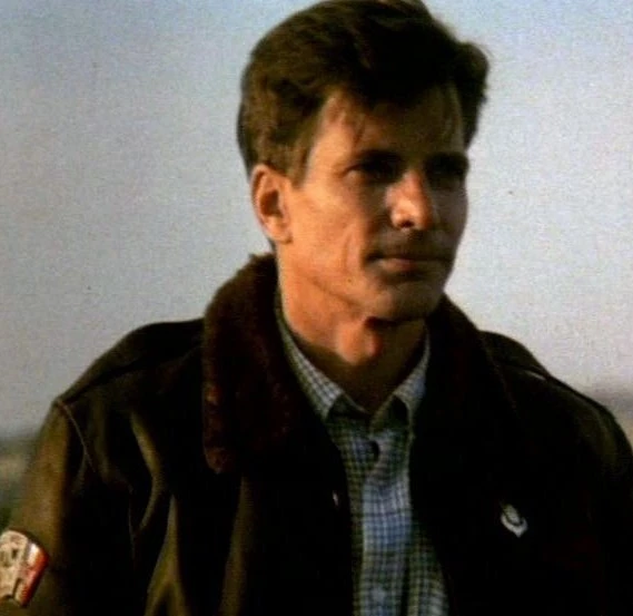 Голубой торнадо (1991) через торрент бесплатно Голубой торнадо (1991) фильм через торрент бесплатно