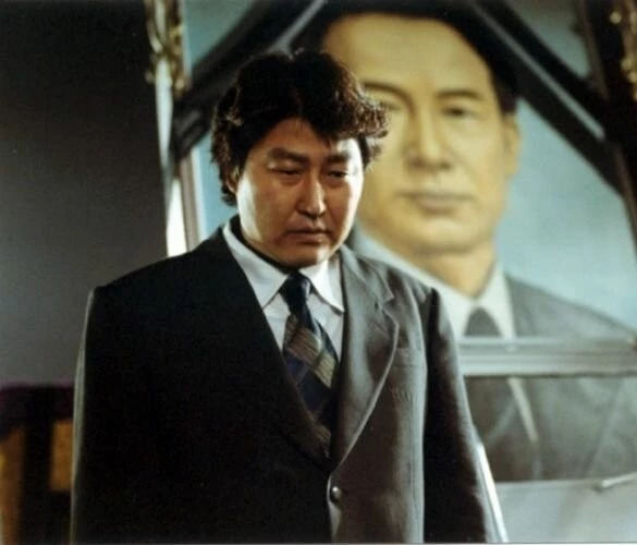 Парикмахер президента (2004) через торрент бесплатно Парикмахер президента (2004) фильм через торрент бесплатно