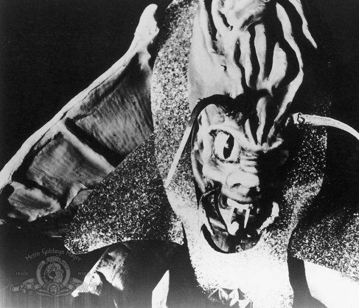 Чудовище с миллионом глаз (1955) через торрент скачать Чудовище с миллионом глаз (1955) фильм через торрент скачать