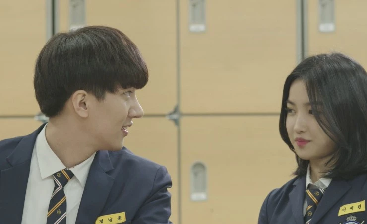 Учитель-отморозок (2019) через торрент скачать Учитель-отморозок (2019) фильм через торрент скачать