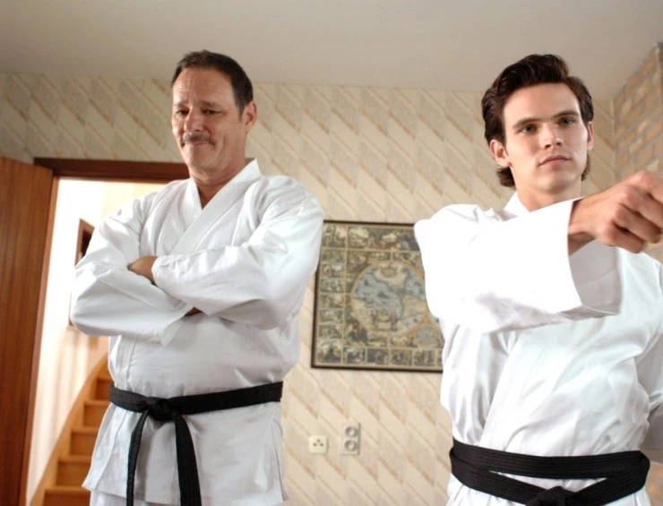 Любопытный Чэнс (2006) в хорошем качестве через торрент Любопытный Чэнс (2006) фильм в хорошем качестве через торрент