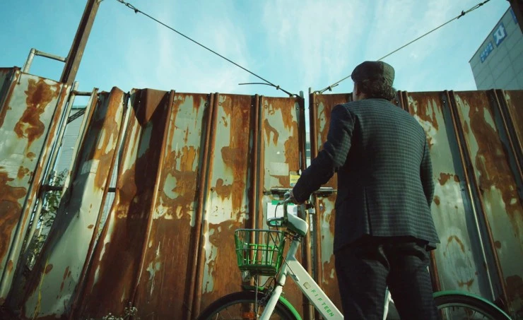 Мистер Сильвермен (2023) через торрент бесплатно Мистер Сильвермен (2023) фильм через торрент бесплатно