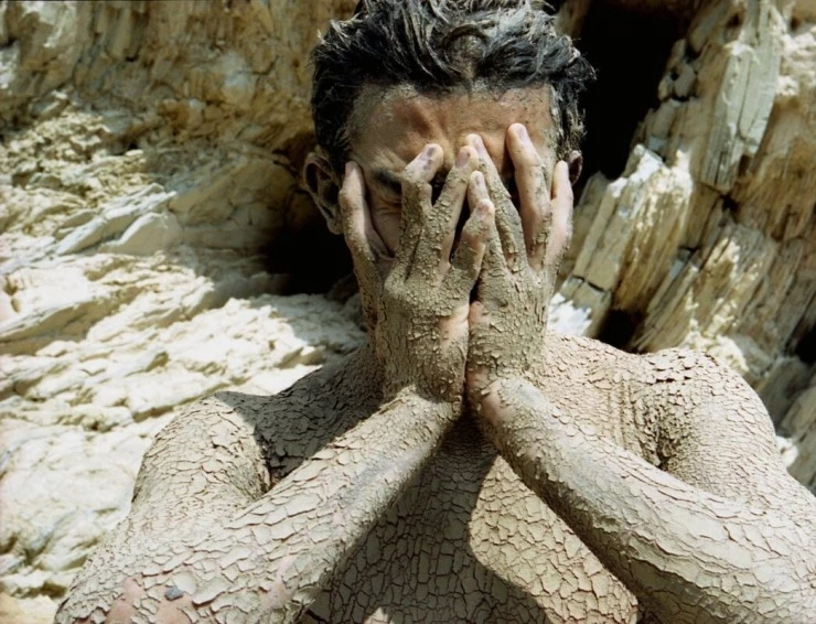 Яростное солнце, яростное небо (2009) через торрент бесплатно Яростное солнце, яростное небо (2009) фильм через торрент бесплатно