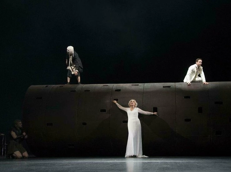 Царь Эдип (2017) через торрент скачать Царь Эдип (2017) фильм через торрент скачать