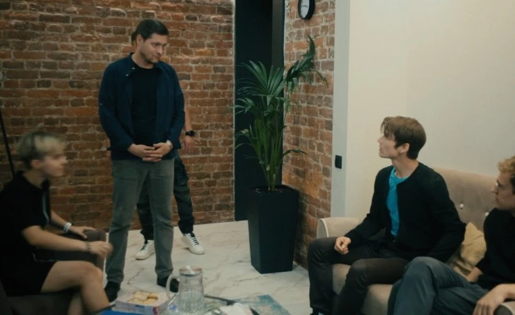 Сборщики (2025) через торрент бесплатно Сборщики (2025) фильм через торрент бесплатно