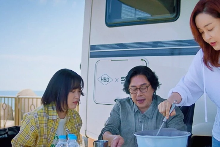 Семейные тайны (2025) через торрент скачать Семейные тайны (2025) фильм через торрент скачать