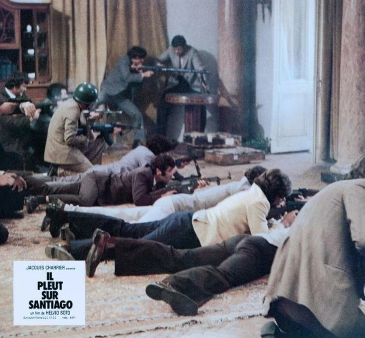 В Сантьяго идет дождь (1975) через торрент бесплатно В Сантьяго идет дождь (1975) фильм через торрент бесплатно