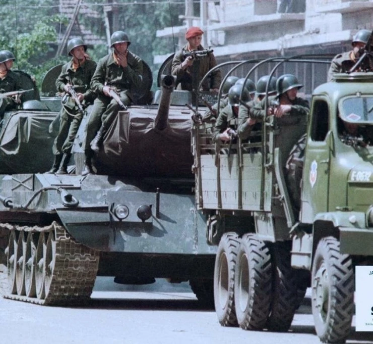 В Сантьяго идет дождь (1975) через торрент скачать В Сантьяго идет дождь (1975) фильм через торрент скачать