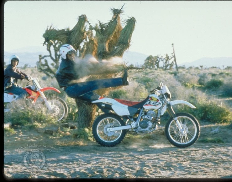 Невероятные приключения Супер Дэйва (2000) через торрент скачать Невероятные приключения Супер Дэйва (2000) фильм через торрент скачать