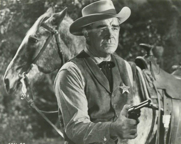 Меткий Ястреб (1963) через торрент бесплатно Меткий Ястреб (1963) фильм через торрент бесплатно