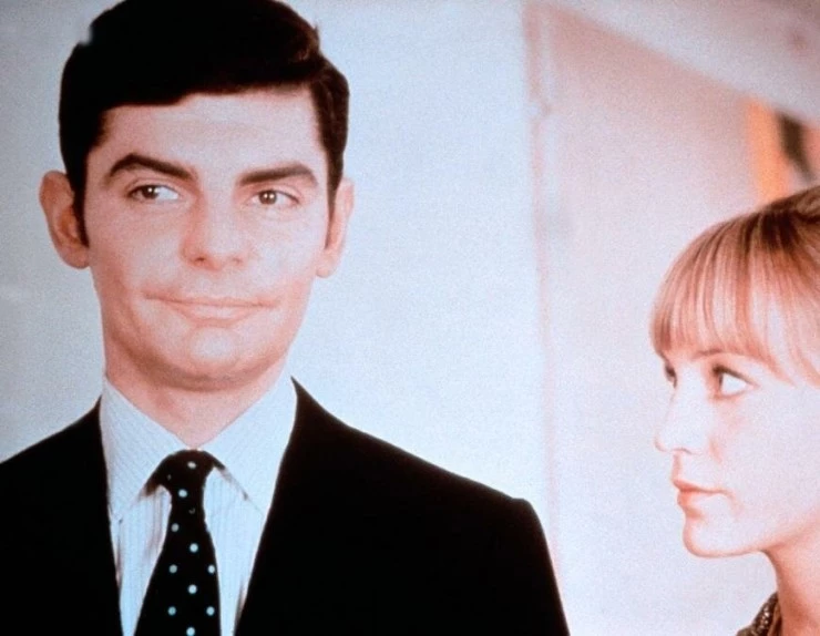 Дневник безумной домохозяйки (1970) через торрент скачать Дневник безумной домохозяйки (1970) фильм через торрент скачать