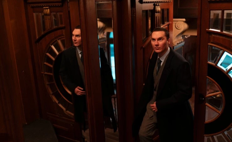 Кремлевский волшебник (2025) через торрент скачать Кремлевский волшебник (2025) фильм через торрент скачать