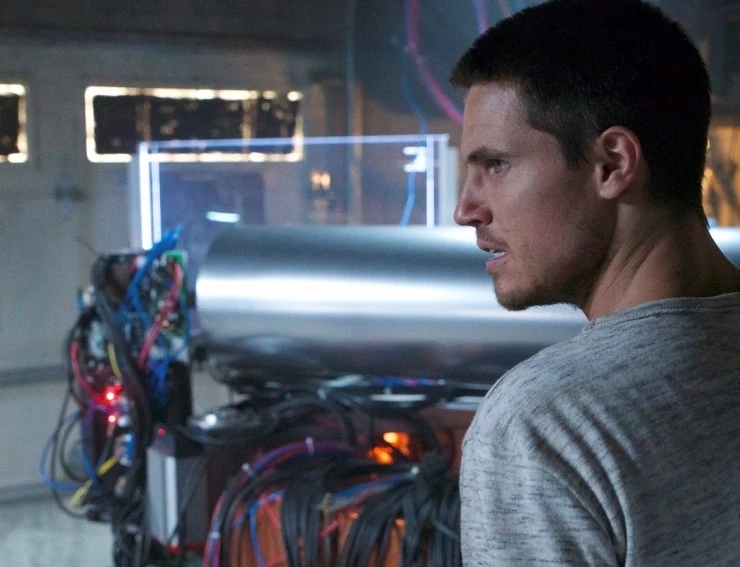 Арк: Ковчег времени (2016) через торрент бесплатно Арк: Ковчег времени (2016) фильм через торрент бесплатно